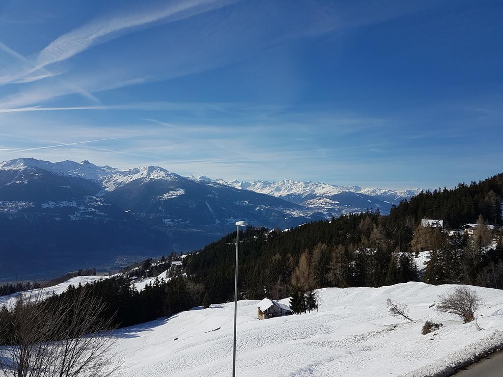 Appartement Clairière des Barzettes avec vue magnifique Crans-Montana Esterno foto