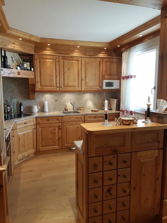 Appartement Clairière des Barzettes avec vue magnifique Crans-Montana Esterno foto